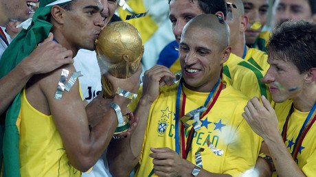 Daily Mail to pay damages to Brazil legend Roberto Carlos over false doping claims