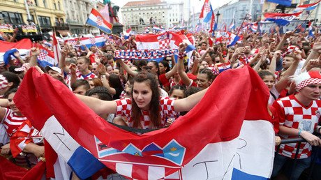 Croatia team given heroes’ welcome on return to Zagreb after historic World Cup run (VIDEO)  