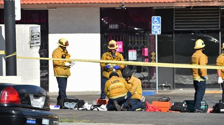 Woman killed in Los Angeles store hostage situation after car chase & police-involved shooting