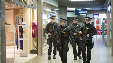 Criminals could sneak through UK border under ‘calamitous’ no-deal Brexit outcome, MPs warn