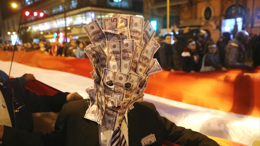 Did Russia's dumping of American debt force US Treasury to borrow more money?