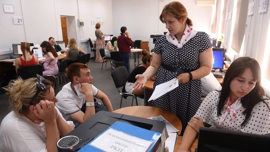 Russians believe higher education is not necessary for career success – poll