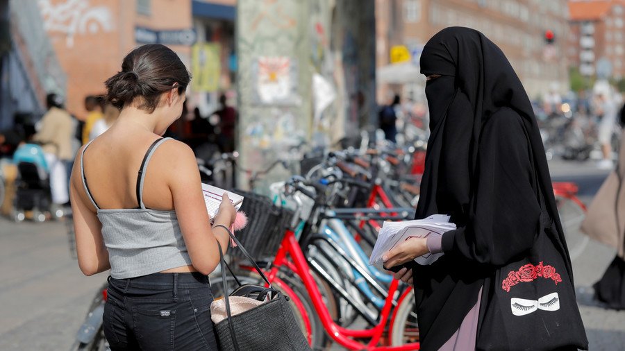 Scuffle breaks out as first woman fined for flaunting Denmark’s ‘burqa ban’