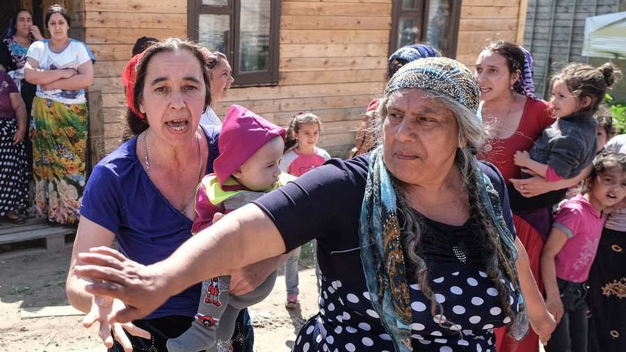Hundreds of gypsies flee Russian region fearing retaliation after one raped & murdered 9yo girl