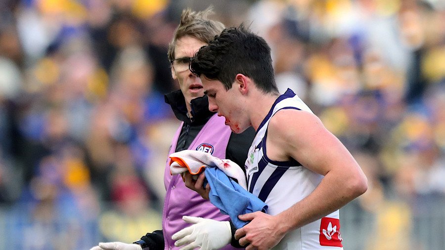 Aussie Rules player handed 8-game ban for sickening punch that broke teen star’s jaw (VIDEO)