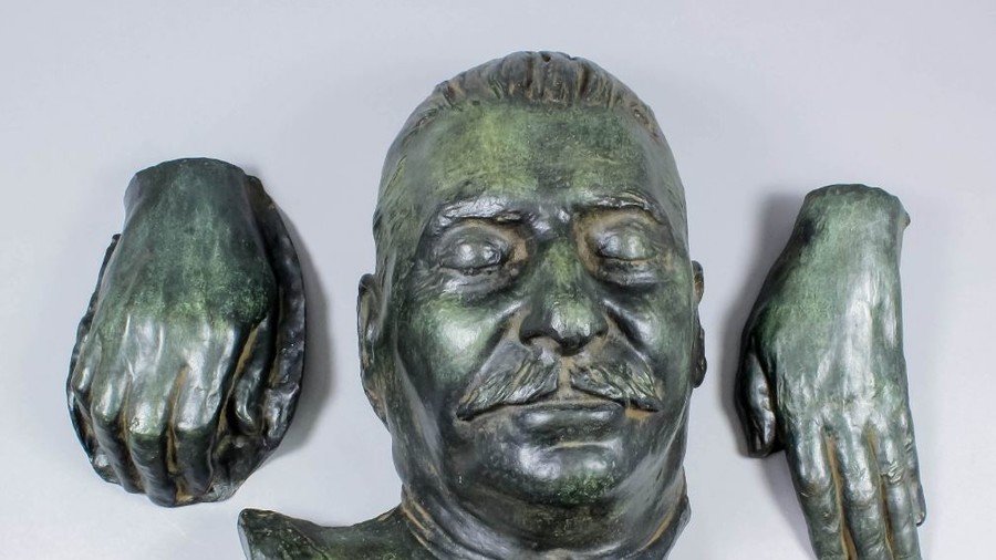 Stalin’s death mask unexpectedly fetches thousands at British auction 