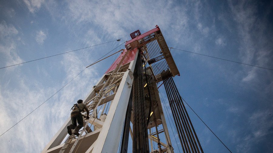 Can US shale stop a global oil supply crisis?