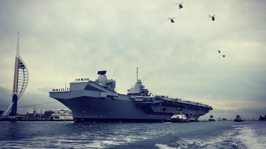 Big boat in big trouble? UK beats ‘Russia threat’ drums as its new aircraft carrier heads for trials