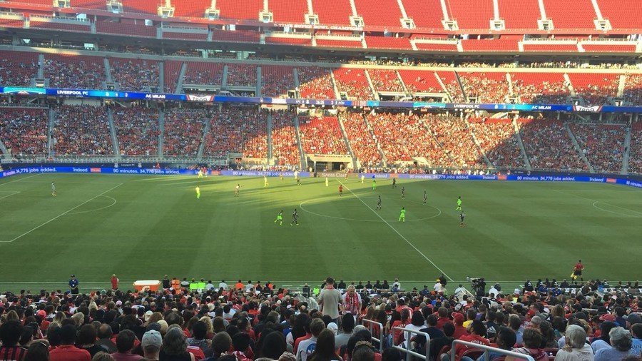 Genoa FC supporters hold 43 minutes of silence to honor victims