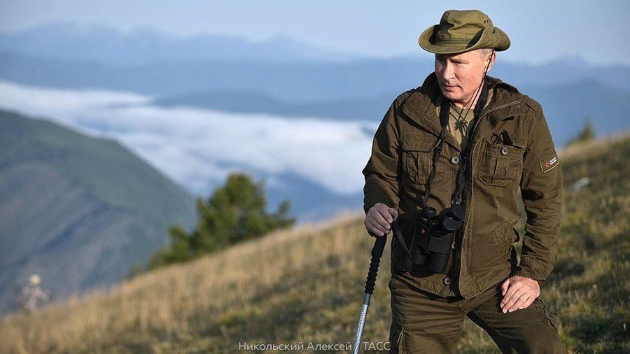 Putin spends weekend hiking and wildlife-gazing in Siberia (PHOTOS, VIDEO)