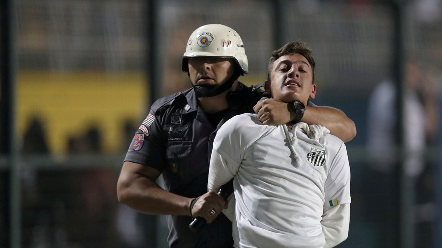Copa Libertadores game abandoned as Brazilian fans riot over changed result 