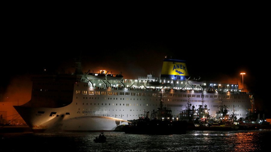 Fire breaks out on ferry with 1,000+ passengers, prompting massive evacuation (VIDEO)