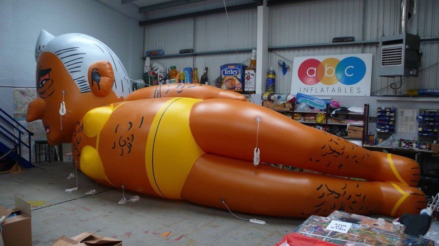 Bikini-clad Sadiq Khan balloon to be flown over Westminster (IMAGES)