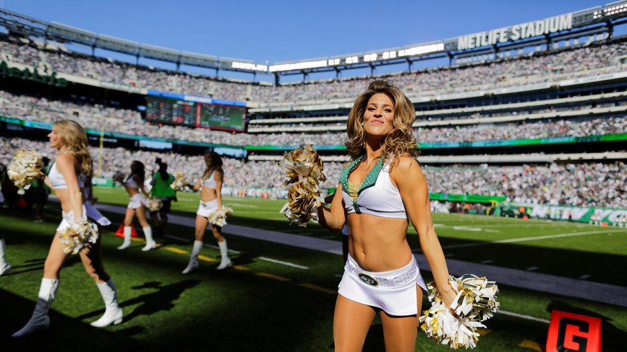 Cheerleaders’ lawyer meets NFL officials in bid to end ‘climate of sexual harassment’   