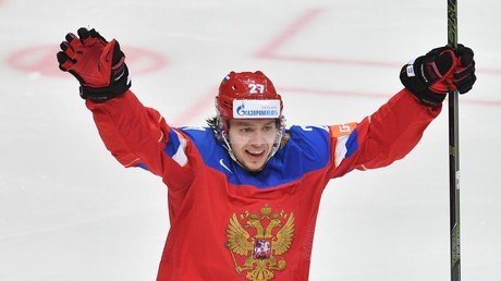 Ice hockey star Panarin mocks anti-Russian sanctions in tractor video 
