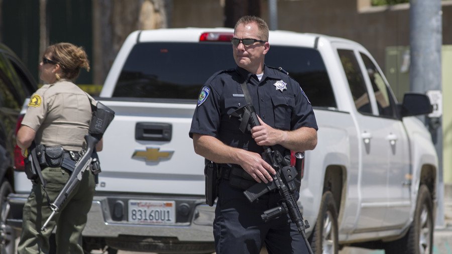 10 injured, some ‘in extremely serious condition’ after San Bernardino shooting