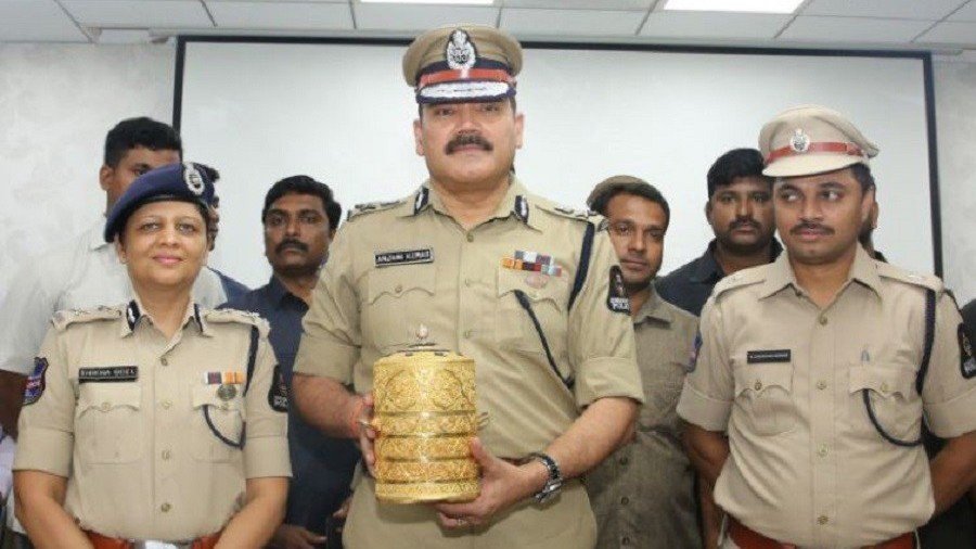 ‘Wannabe royal’ thieves eat out of stolen gold tiffin box belonging to former Indian monarch