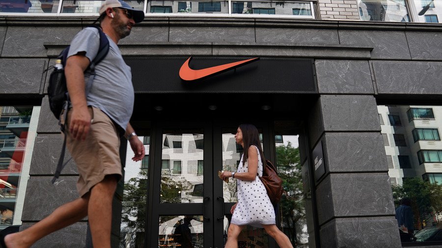 Playing both sides: Despite woke advertising, Nike donates big to GOP