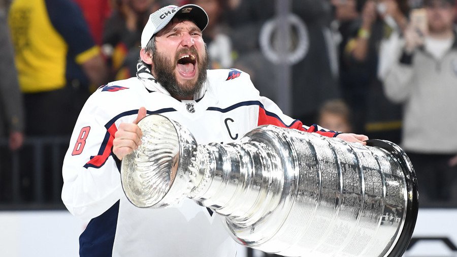 Inside Capitals' Stanley Cup celebrations with the Keeper of the Cup