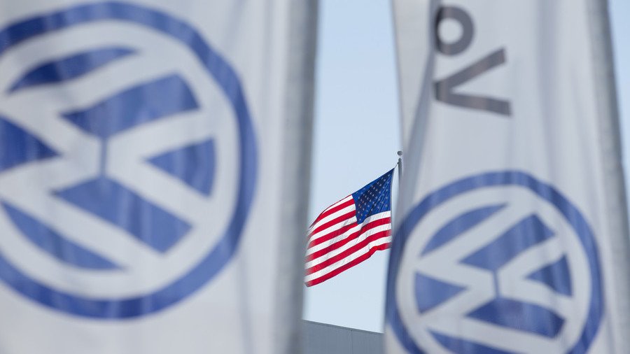 Volkswagen agrees pull-out from Iran to comply with US sanctions – reports