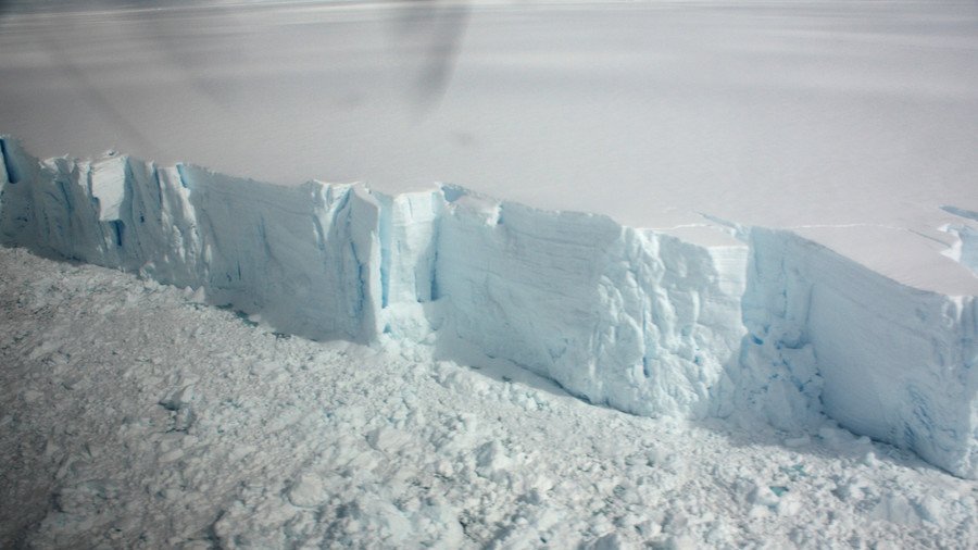 Build that wall: Climate scientists propose walling off Antarctic ice sheets to protect them