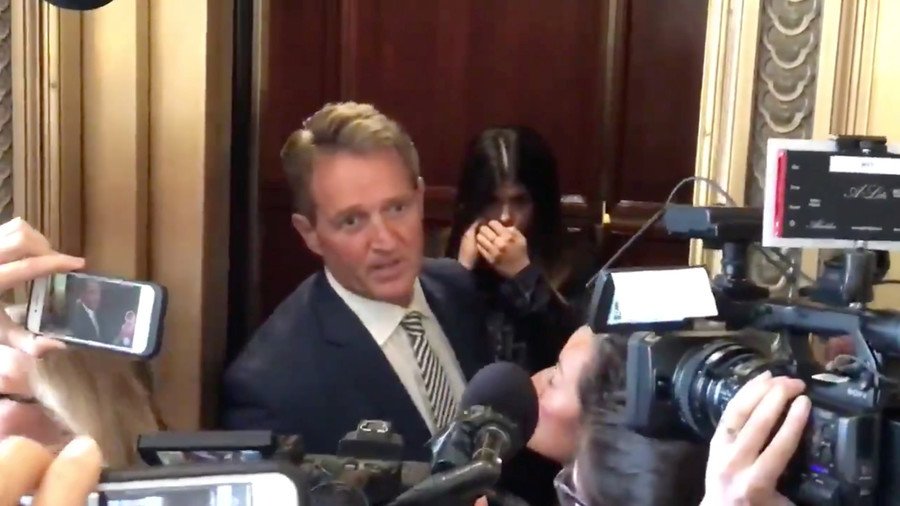 Activists corner Sen. Flake, protest in Senate building ahead of Kavanaugh vote