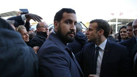 Compromising photo of Macron’s aide posing with gun for selfie leaked to press