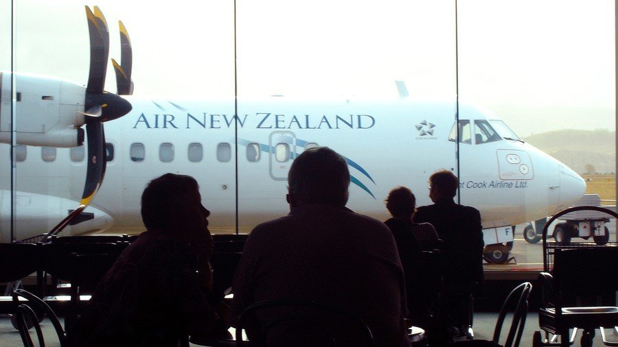 Digital strip search: NZ travellers to be fined if they refuse to hand over passwords