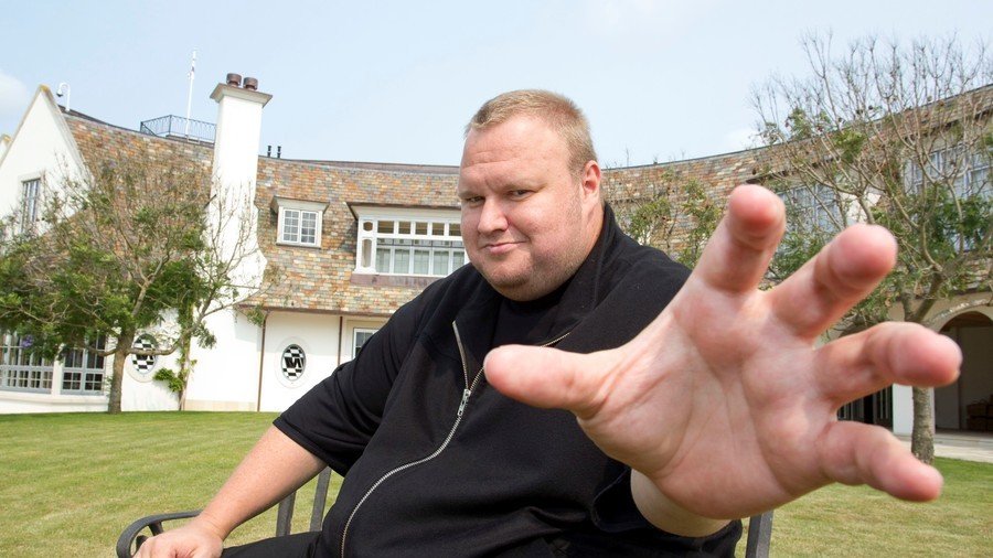Kim Dotcom jokingly mulls ‘insanity defense’ as he vows to fight ‘deep state’ (VIDEOS)