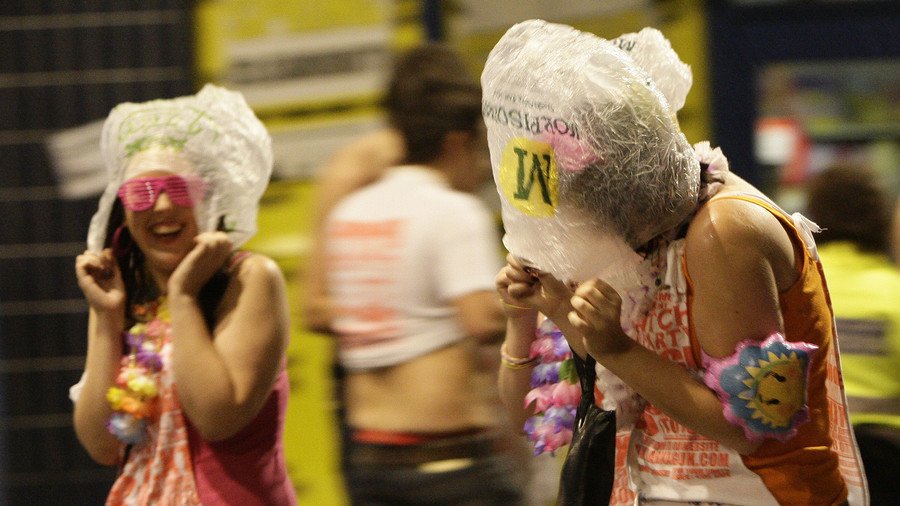 University to encourage students to agree to a 'psychological or verbal no drugs contract'