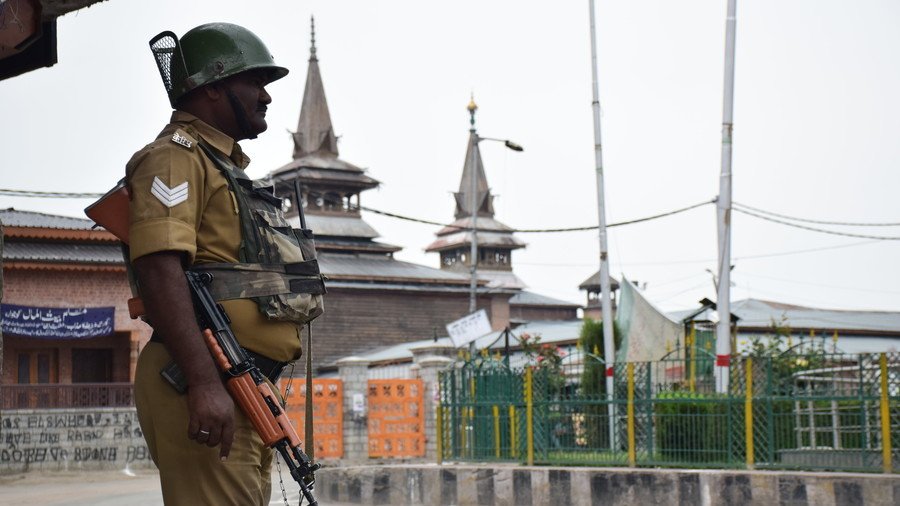 34 girls beaten by ‘boys & their parents’ after resisting sexual harassment in India – media