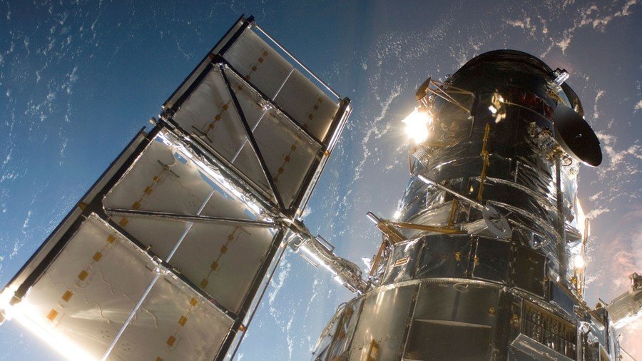 Hubble trouble: Deep space telescope in ‘safe mode’ after mechanical fail 
