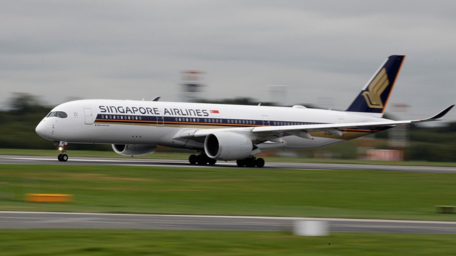 World’s longest non-stop flight arrives in US from Singapore
