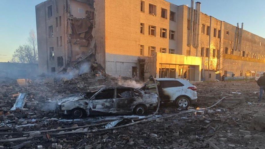 At least 2 dead, child ‘trapped’ as huge explosion devastates fireworks factory near St. Petersburg
