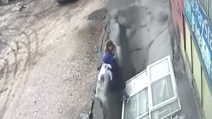 Horrifying footage emerges of sinkhole swallowing two women in Turkey (VIDEO)