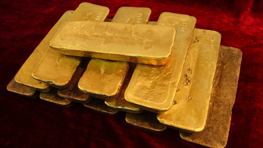 All that glitters: Russian man busted carrying 13kg of gold in backpack 