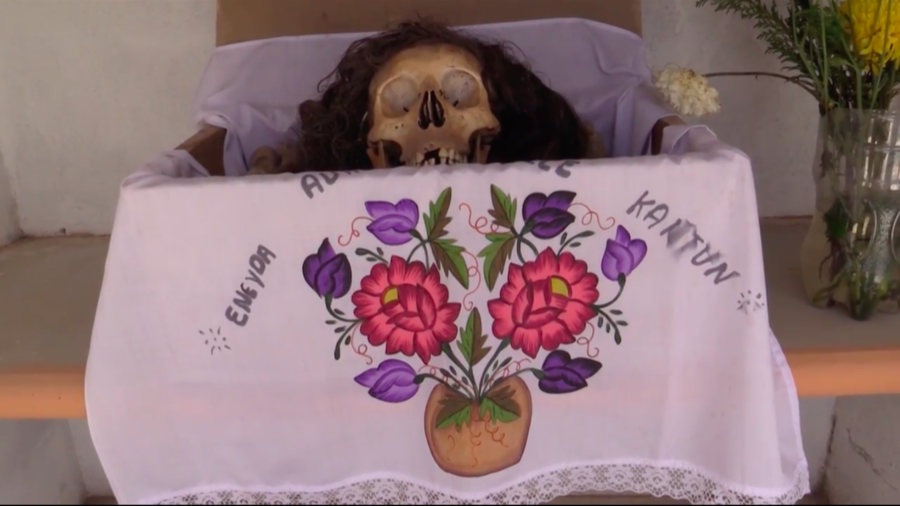 Washing the dead: Inside the Mexican bone-cleaning ceremony to honor loved ones (VIDEO)