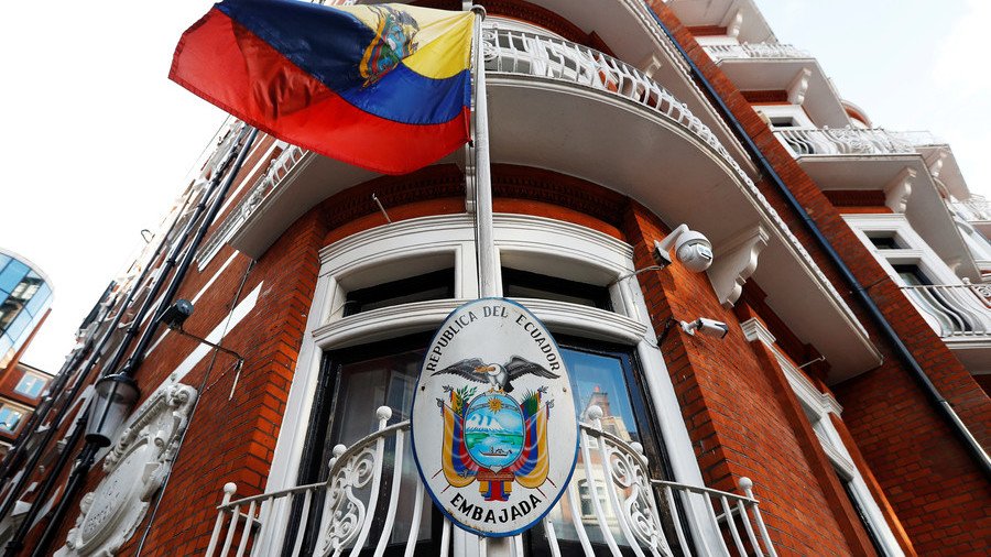 ‘Intruder’ tried to break into Ecuadorian embassy through Assange’s room – reports