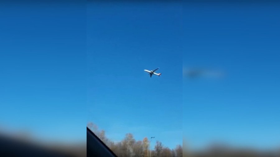 VIDEO of passenger plane ‘suspended mid-air’ sparks wild theories on social media