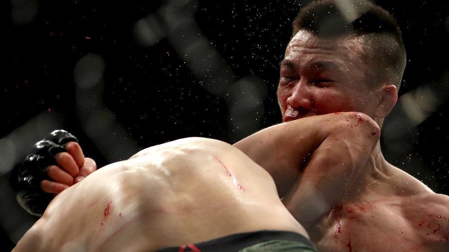 UFC’s 25th anniversary event ends with stunning last-second KO (VIDEO)