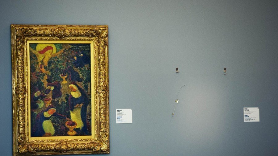 Painting found under tree in Romania believed to be Picasso stolen in ‘theft of the century’