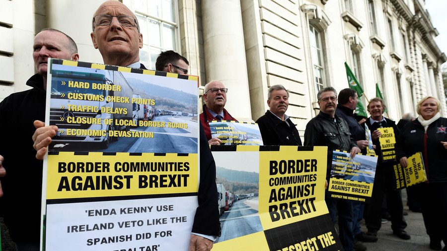 Brexit's Irish border debate is 'trap laid out by EU negotiators' – MEP to RT