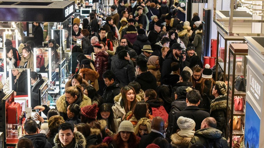 Black Friday brings out the crazy carnage once again (PHOTOS, VIDEOS)