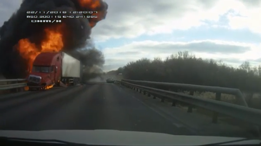 Fireball traffic smash: Car and truck collide in explosive crash (VIDEO)