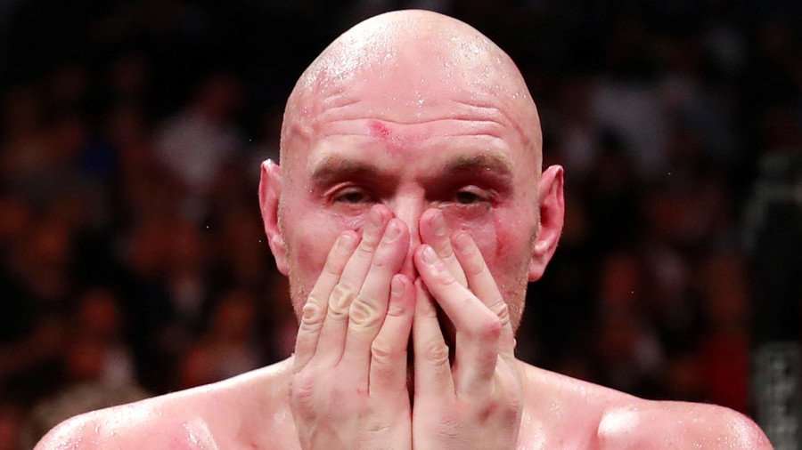 ‘He rose from the dead!’ Fans in awe at Fury’s ‘Undertaker’ reaction to heavy knockdown (VIDEO)