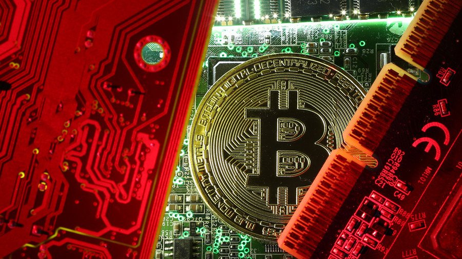 Bitcoin mining rig maker holds fire sale after cryptocurrency crash