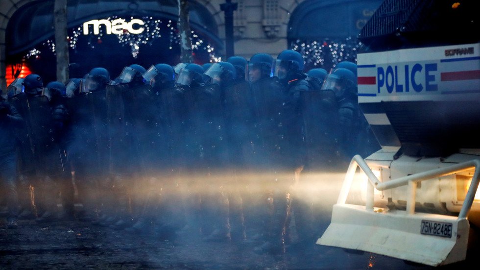 Blue vests feeling yellow: ‘Exhausted & overworked’ French police ...