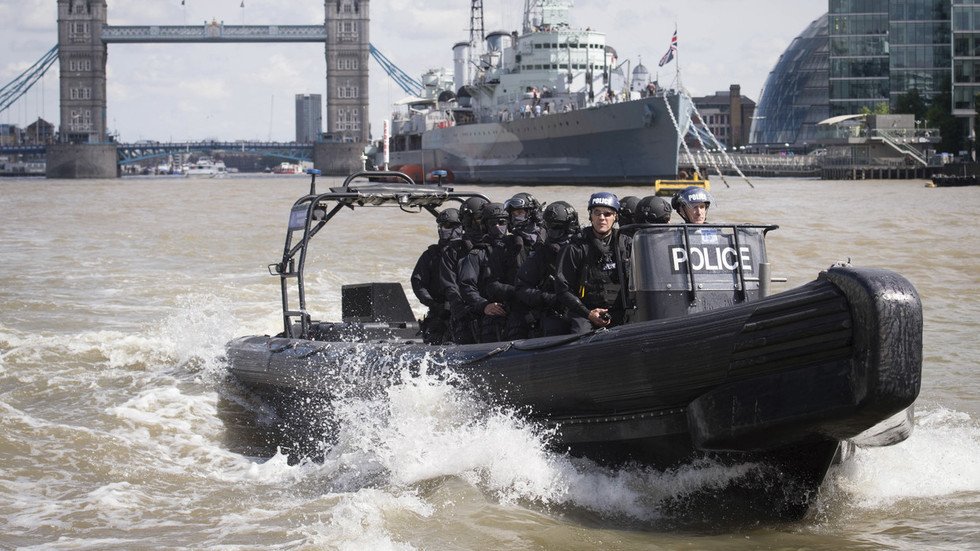 British special forces storm migrant-hijacked container ship off ...