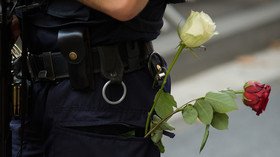 ‘Here for our date, sweetheart’: Fugitive responds to own ‘wanted ad’ in romantic exchange with cops