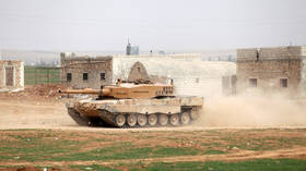 Turkey deploys extra tanks to Syrian border amid tension over Manbij – media